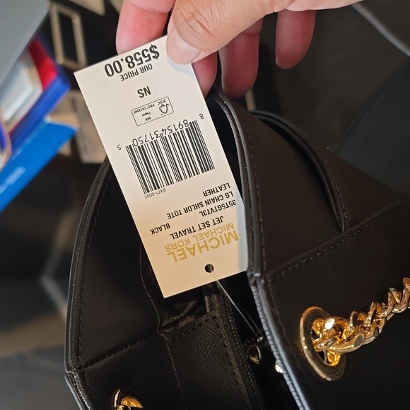 Micheal Kors Jet set chain shoulder Tote Leather